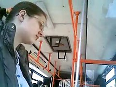 Om de bine naibii de și ejaculează în interiorul