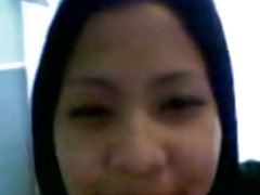 Un tip a scos fata pe autostrada si te ei.