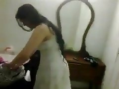 Sexy bettina dicapri se ocupă de doi membri